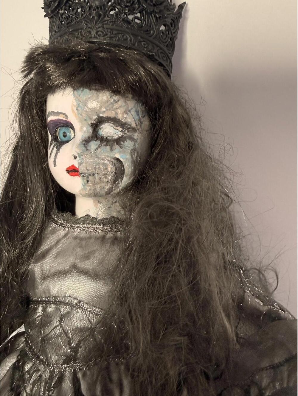 Meet Hel  - OOAK Creepy Doll 16" Hand Painted Horror Haunting Art - Norse - Picture 3 of 8